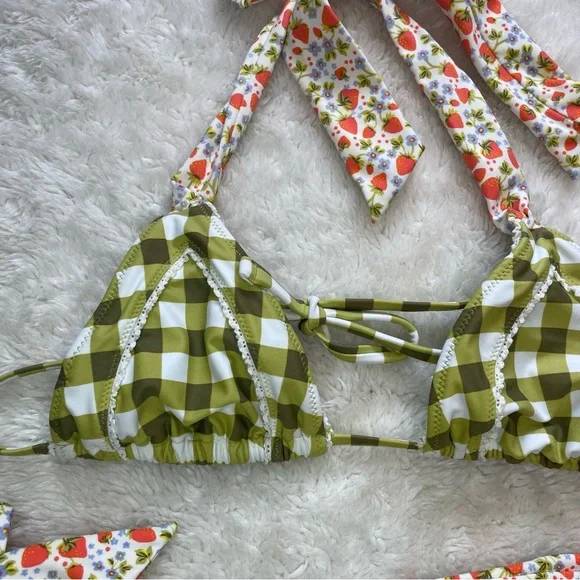 Aerie green gingham strawberry flora print tie triangle bikini set - Picture 4 of 8